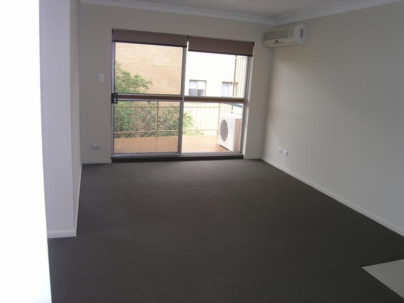 4/123 Old Cleveland Road, Coorparoo QLD 4151