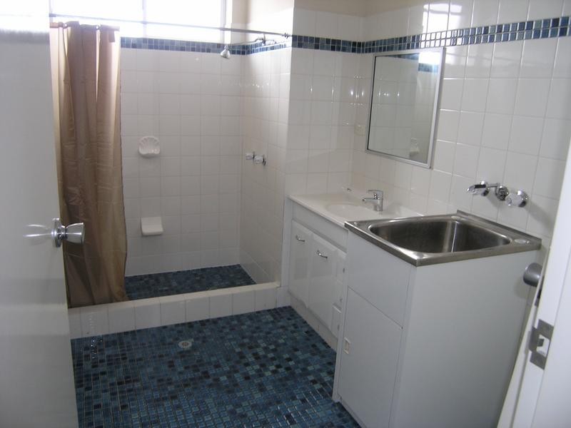 4/123 Old Cleveland Road, Coorparoo QLD 4151