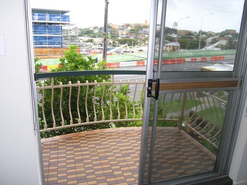 4/123 Old Cleveland Road, Coorparoo QLD 4151