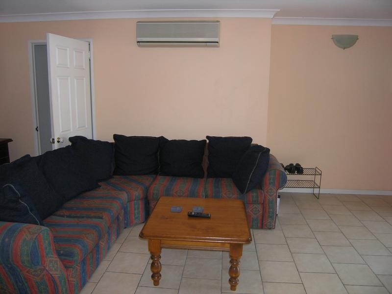 59 Donnington Street, Carindale QLD 4152