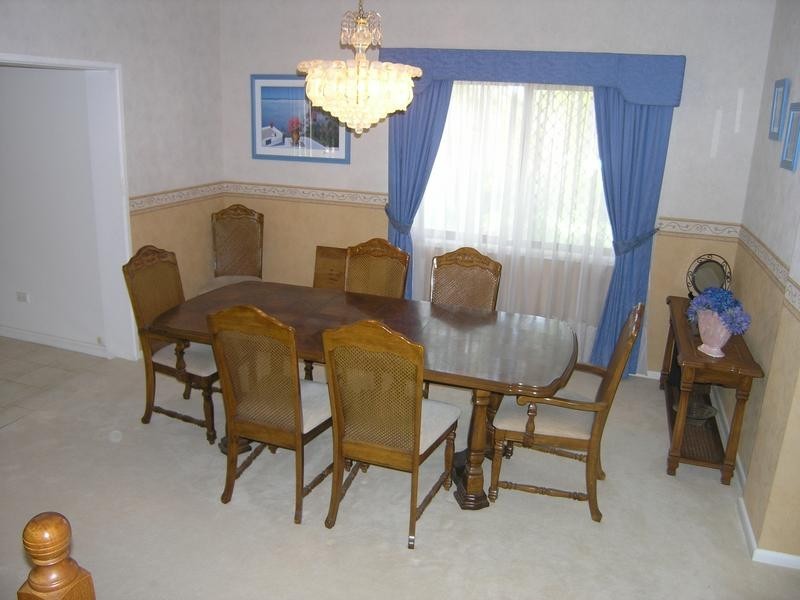 59 Donnington Street, Carindale QLD 4152