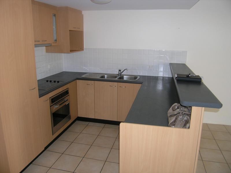 2/29 Marian Street, Coorparoo QLD 4151