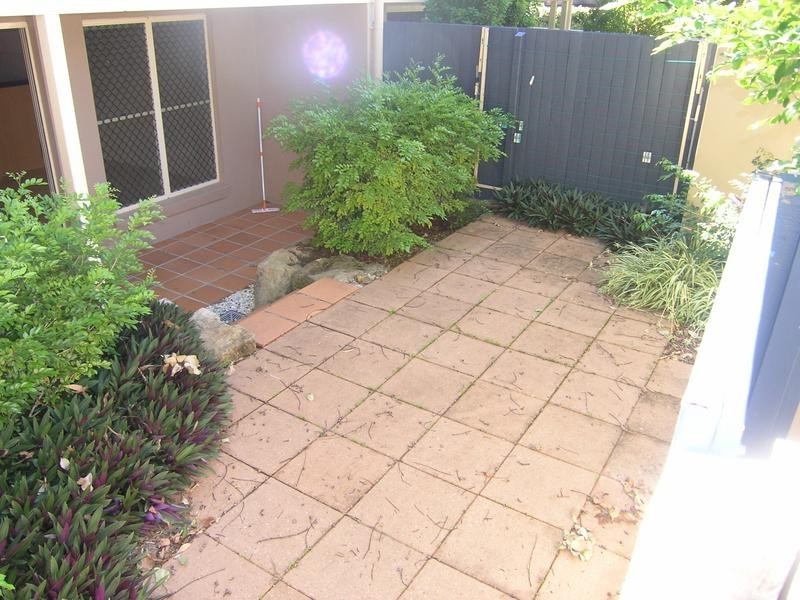 2/29 Marian Street, Coorparoo QLD 4151