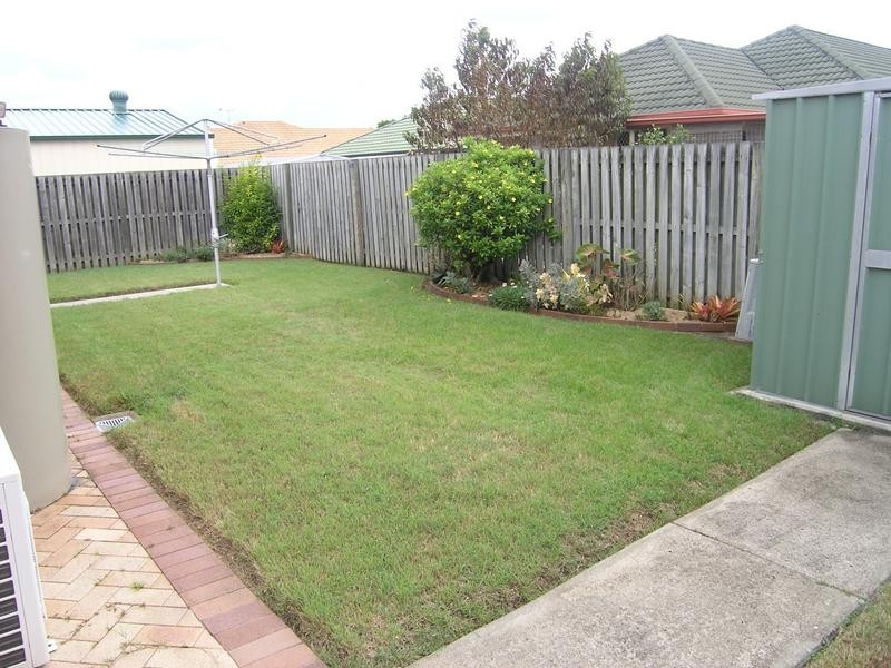 5 Autumn Close, Carina QLD 4152