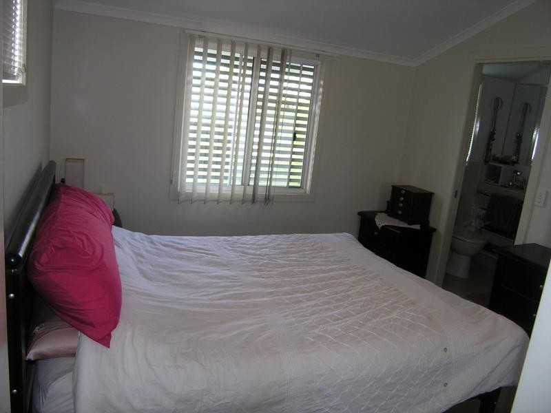 2/38 Waratah Avenue, Carina QLD 4152