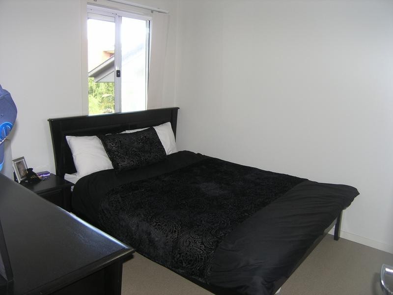 2/38 Waratah Avenue, Carina QLD 4152