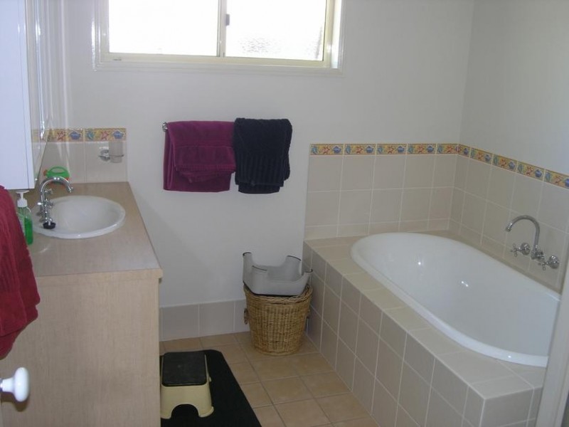 27 Thornlands Road, Thornlands QLD 4164