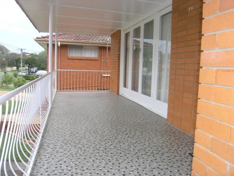 16 Leeton Street, Carina QLD 4152