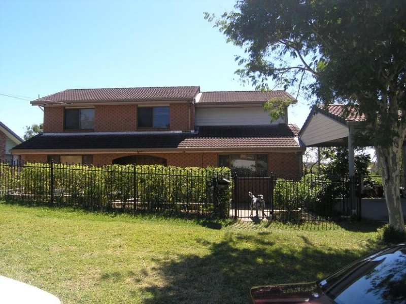 8 Cotswold Street, Carina QLD 4152