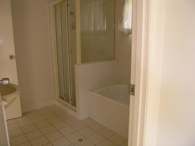 130 Greenwood Street, Wishart QLD 4122