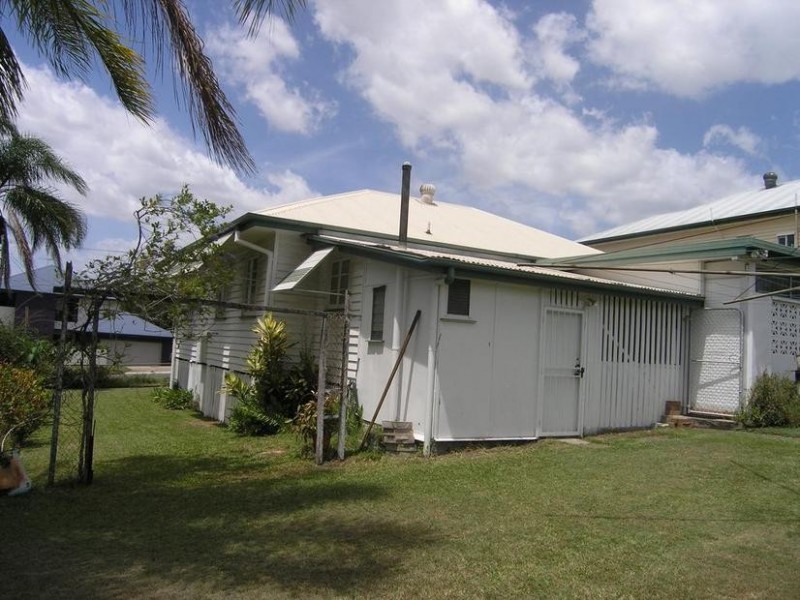 8 Ursus Street, Seven Hills QLD 4170