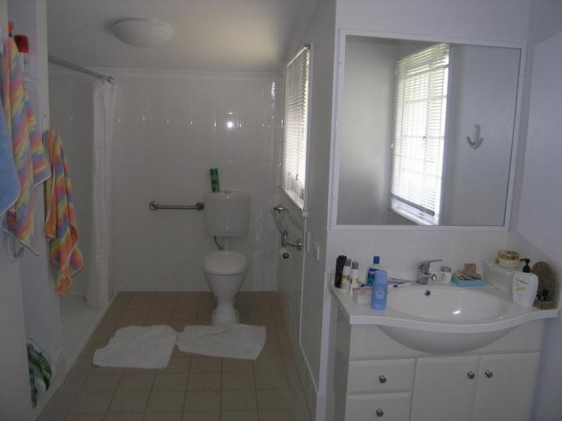 8 Ursus Street, Seven Hills QLD 4170