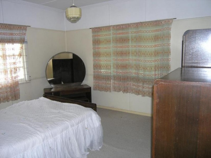 8 Ursus Street, Seven Hills QLD 4170