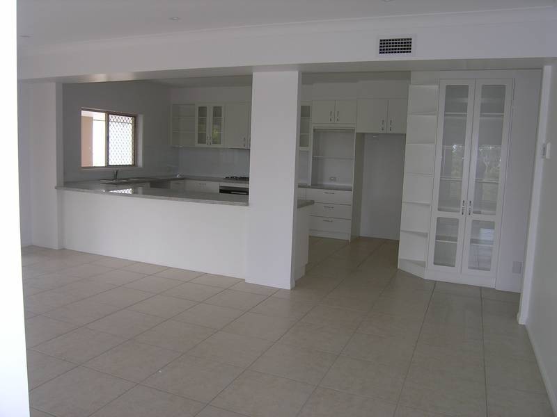 3 Devonshire Court, Carina Heights QLD 4152