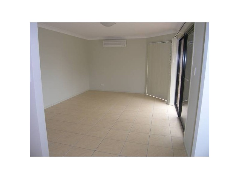 6 Holland Place, Carindale QLD 4152