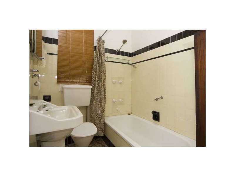 786 Old Cleveland Road, Carina QLD 4152