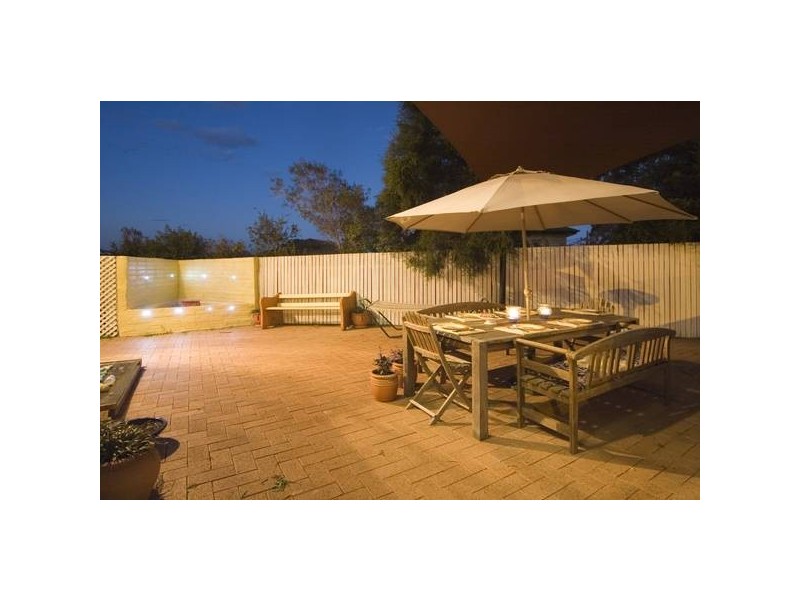 786 Old Cleveland Road, Carina QLD 4152