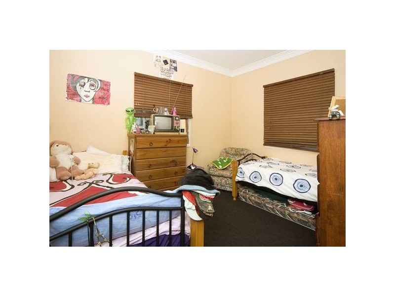 786 Old Cleveland Road, Carina QLD 4152