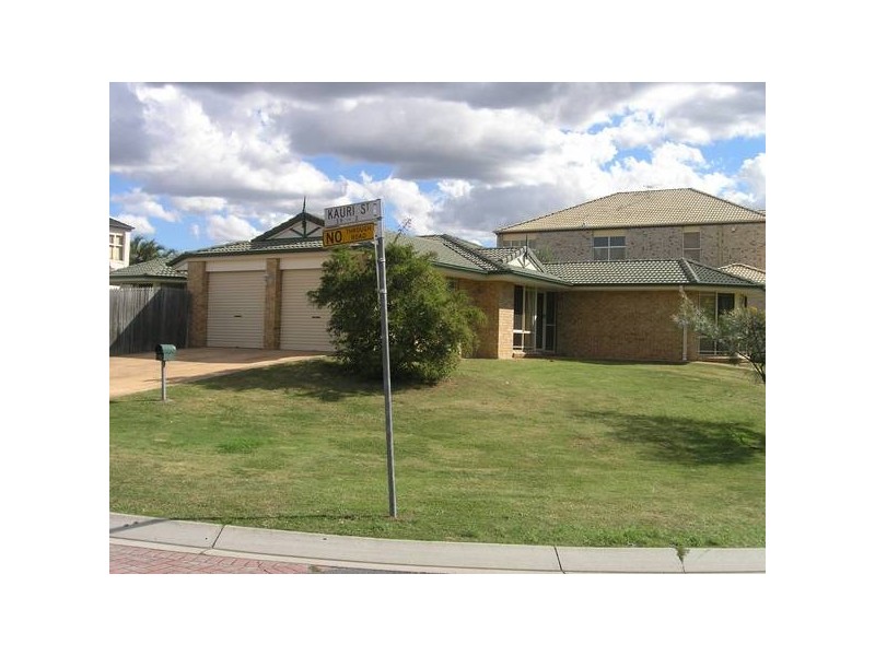 3 Kauri Street, Carindale QLD 4152