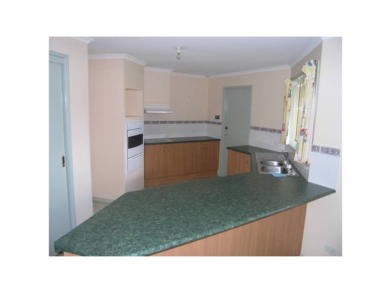 3 Kauri Street, Carindale QLD 4152