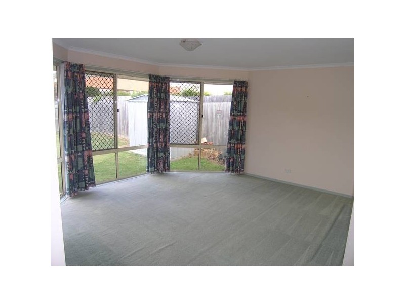 3 Kauri Street, Carindale QLD 4152