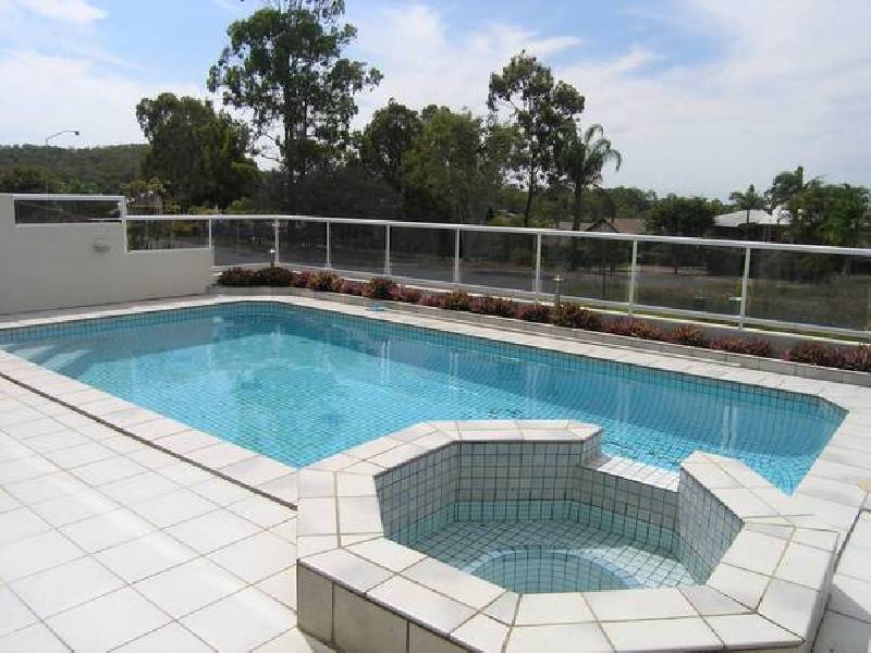 6 Almavale Street, Carindale QLD 4152