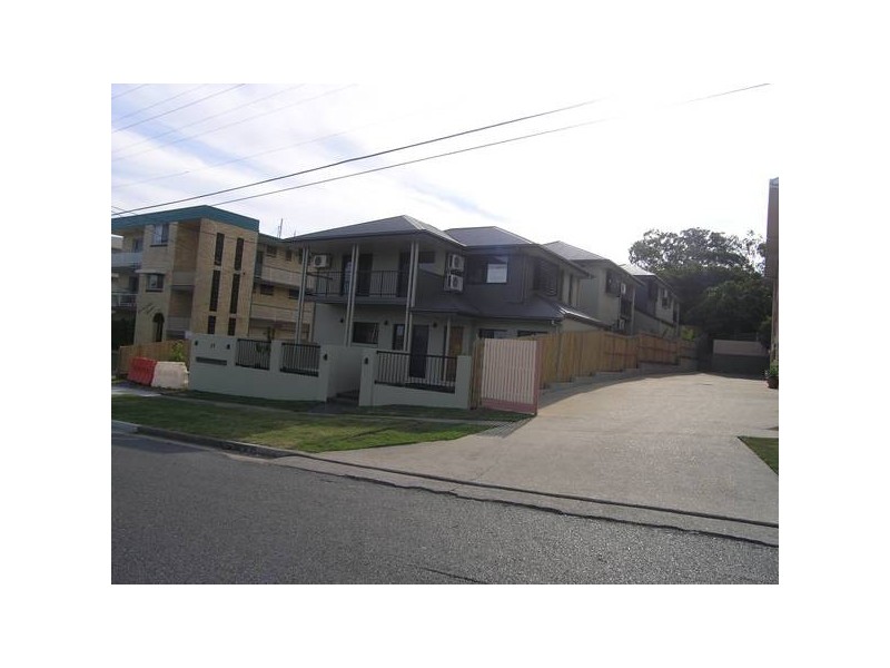 4/24 Kennington Road, Camp Hill QLD 4152