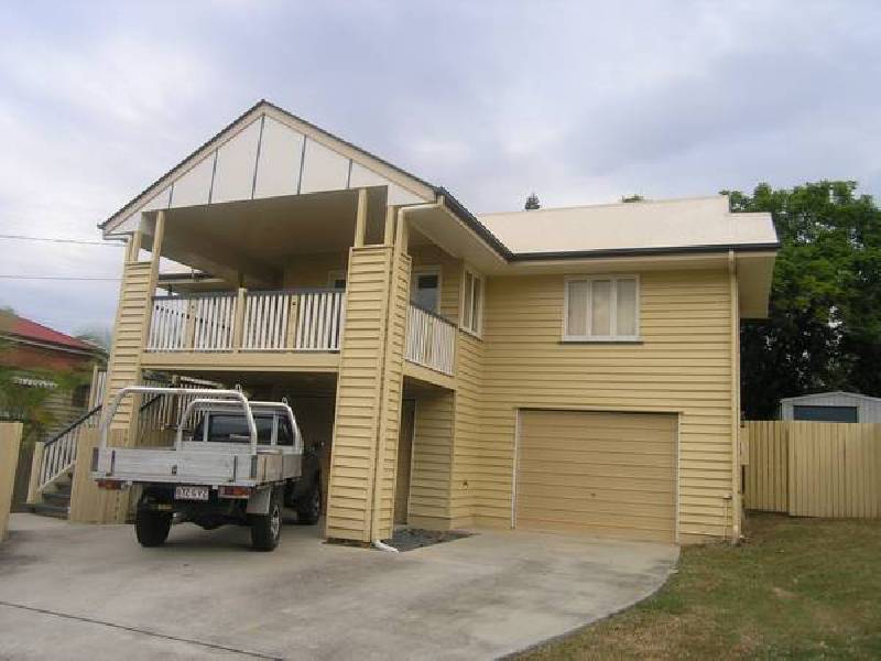 6 Waratah Avenue, Holland Park West QLD 4121