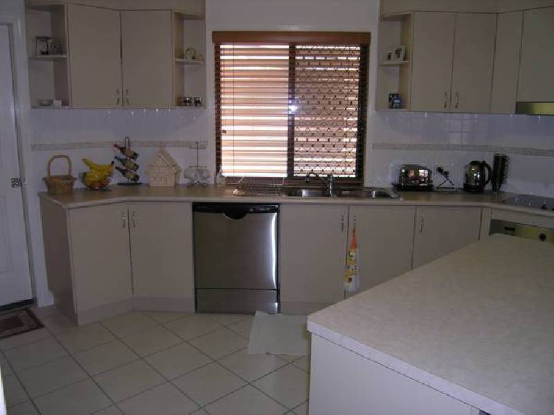 8/9 Hill Crescent, Carina Heights QLD 4152