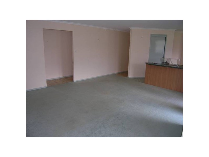 3 Kauri Street, Carindale QLD 4152