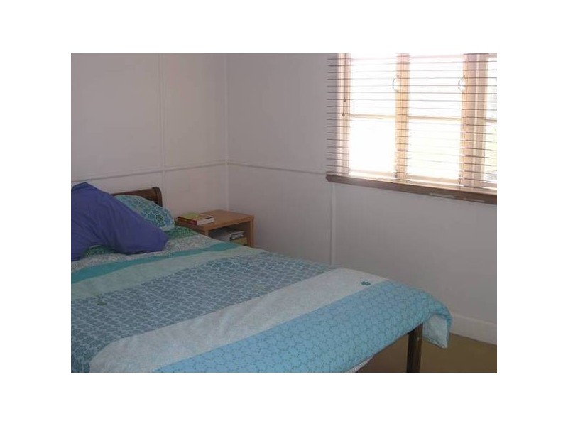 15 Morven Street, Camp Hill QLD 4152