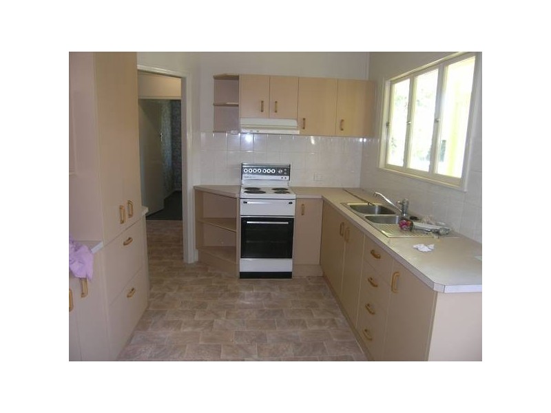 Elgar Street, Holland Park QLD 4121