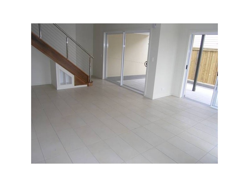 Waratah Avenue, Carina QLD 4152