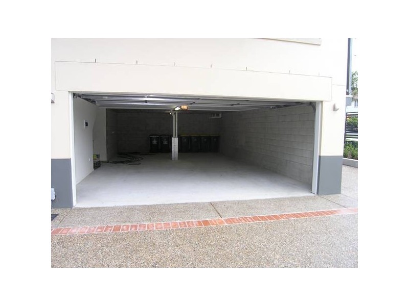 Waratah Avenue, Carina QLD 4152