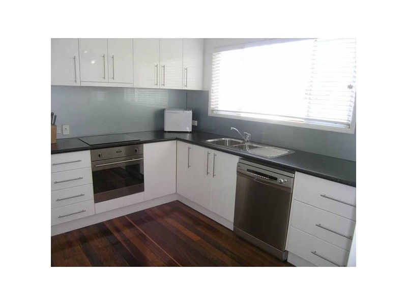 25 Princess Street, Camp Hill QLD 4152