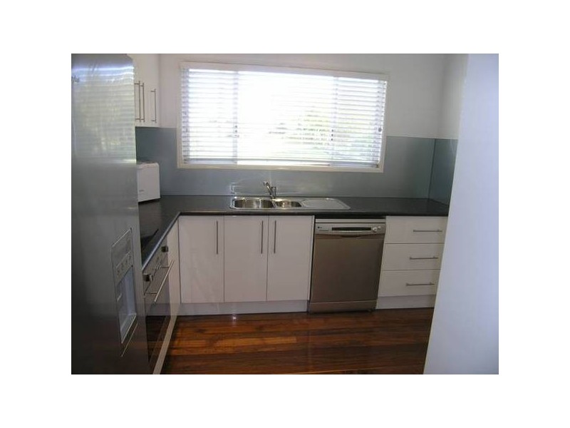 25 Princess Street, Camp Hill QLD 4152