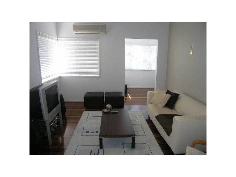 25 Princess Street, Camp Hill QLD 4152