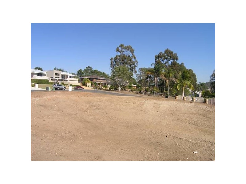 14 Riverston Court, Carindale QLD 4152