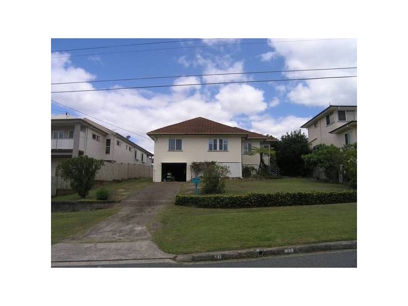 31 Melbourne Avenue, Camp Hill QLD 4152
