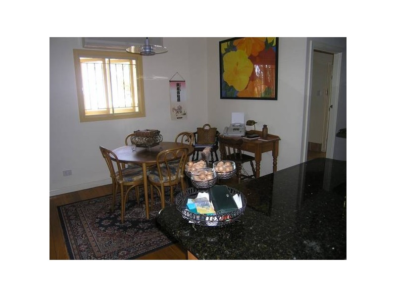 83 Newman Avenue, Camp Hill QLD 4152