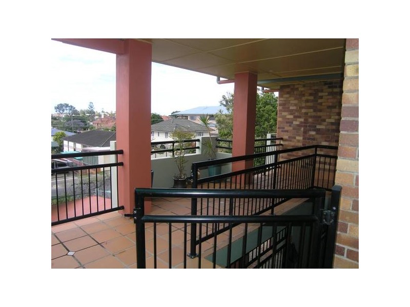 83 Newman Avenue, Camp Hill QLD 4152