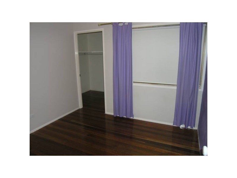 8 Vortigern Street, Carindale QLD 4152