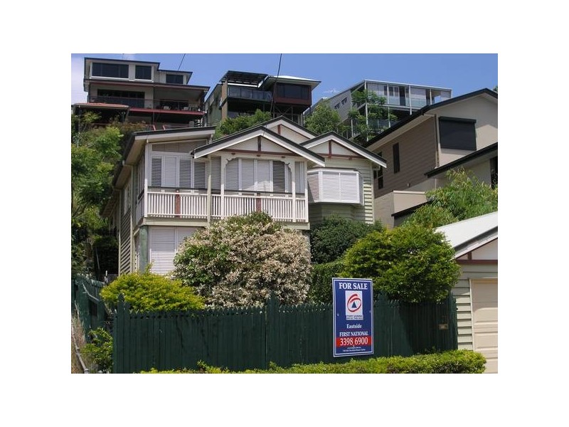 21 Ryan Avenue, Balmoral QLD 4171