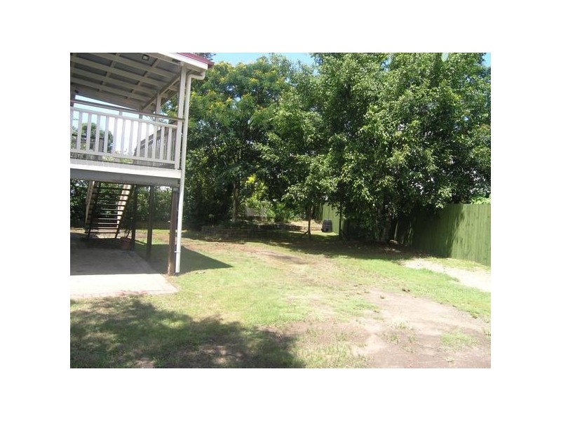 98 Bennetts Road, Camp Hill QLD 4152