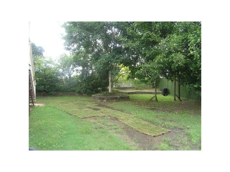 98 Bennetts Road, Camp Hill QLD 4152