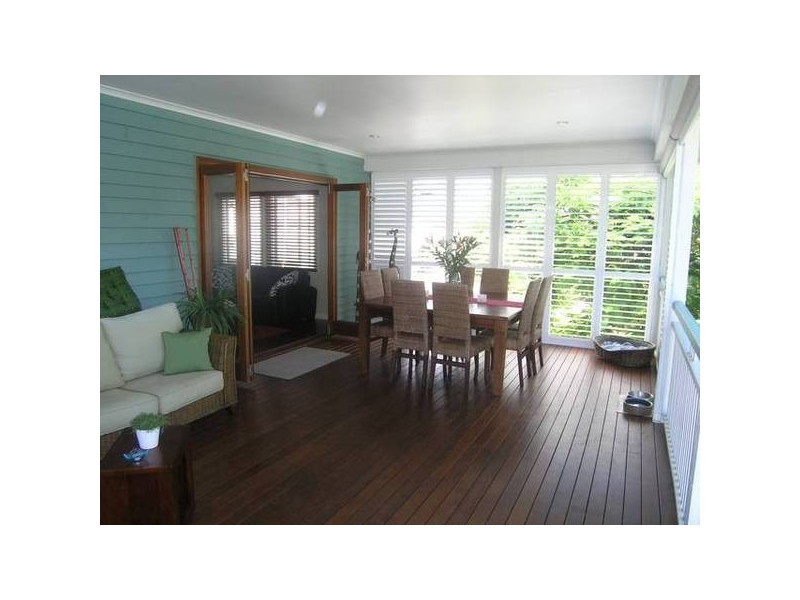 43 Akala Street, Camp Hill QLD 4152