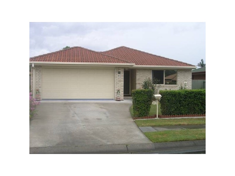 31 Bethel Street, Carina QLD 4152