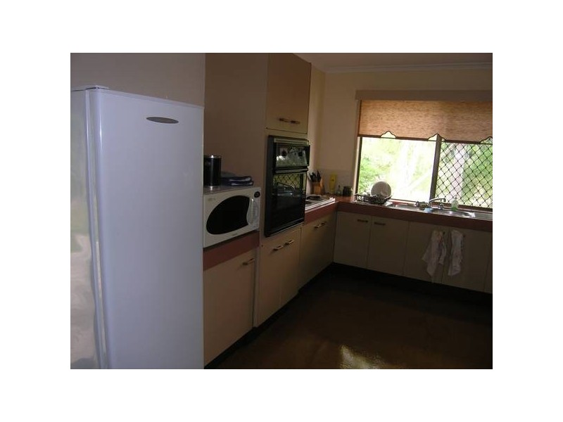 24 Bamburgh Street, Carindale QLD 4152