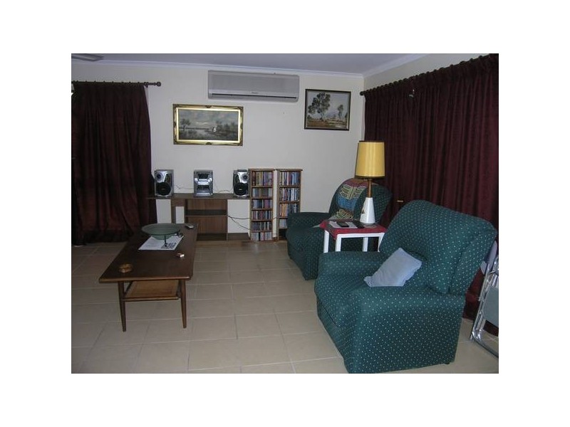 24 Bamburgh Street, Carindale QLD 4152