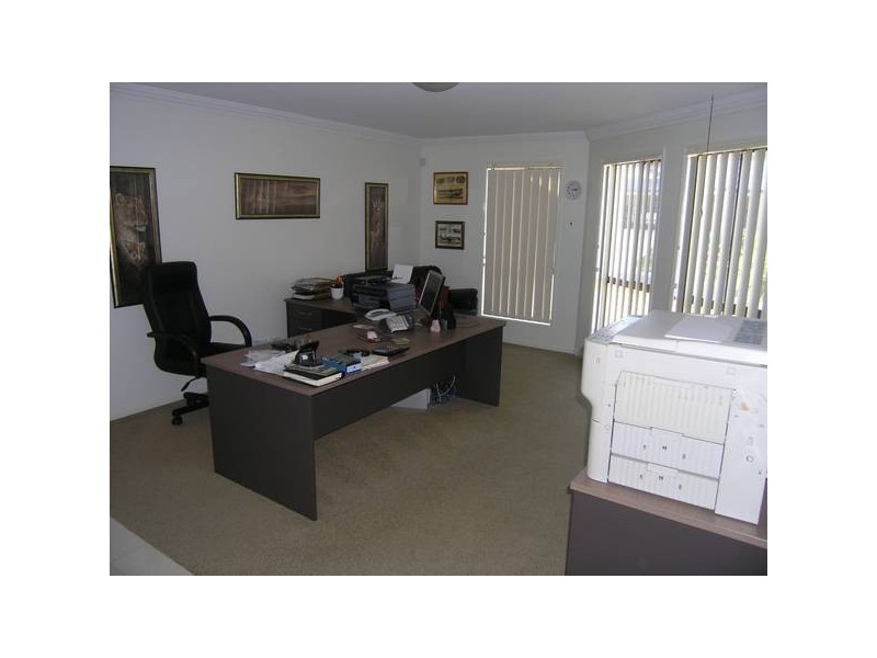 27 Giordano Place, Belmont QLD 4153